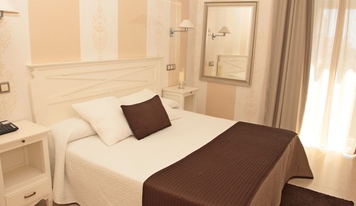 Junior Suite, City View