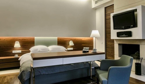 Premium Room