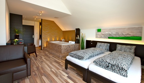 Superior Junior Suite with Whirlpool Bath