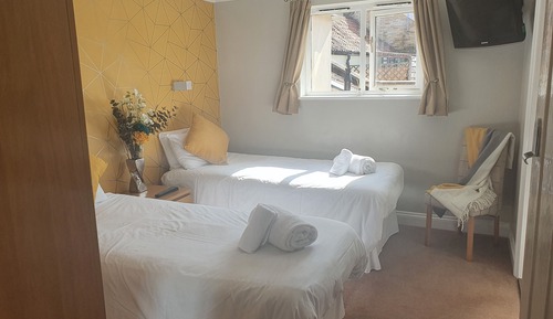 Twin Room, Ensuite