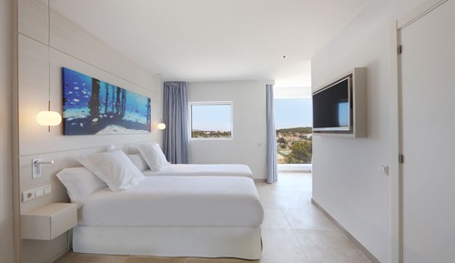 Double Room, Balcony