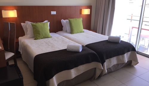 Standard Triple Room, Accessible, Balcony