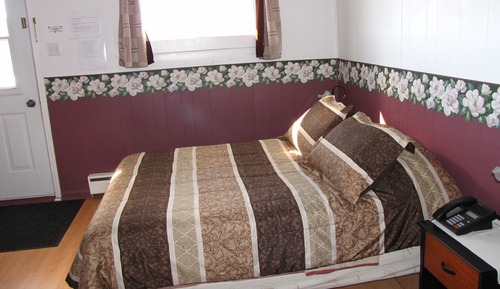 Basic Room, 1 Double Bed