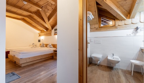 Standard Triple Room, Mountain View