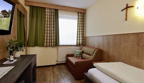 Economy Single Room