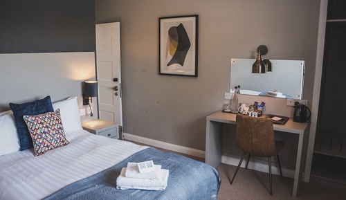 Deluxe Single Room