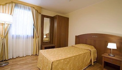 Classic Single Room