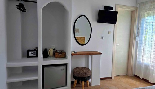 Basic Double Room, 1 Double Bed (No Balcony)