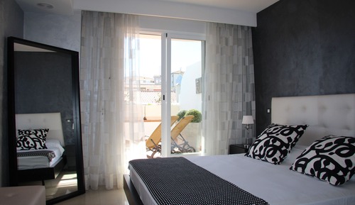 Apartamento, 2 habitaciones, terraza o jardín (Private Collection)