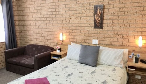 Deluxe Suite, 1 Queen Bed