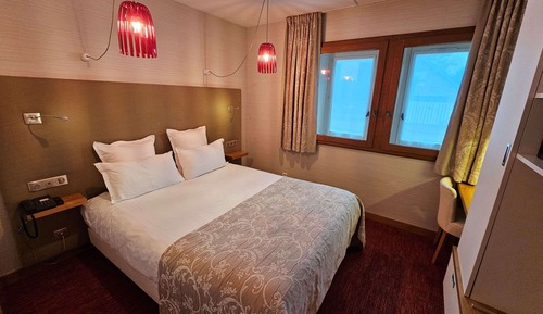 Comfort Room, 1 Queen Bed, Non Smoking
