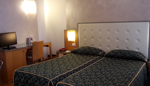 Classic Twin Room