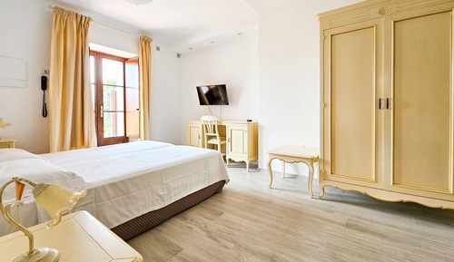 Panoramic Condo