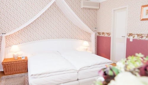 Family Triple Room, Private Bathroom