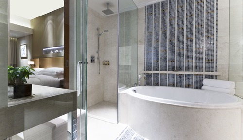 Club Room, 2 Twin Beds, City View