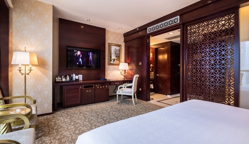 Room, 1 King Bed, City View