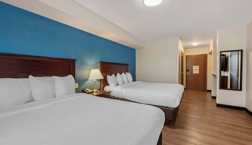 Room, 2 Queen Beds, Non Smoking