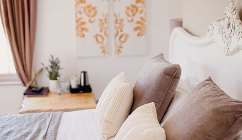 Superior Suite, Ensuite (The Lord's Suite)