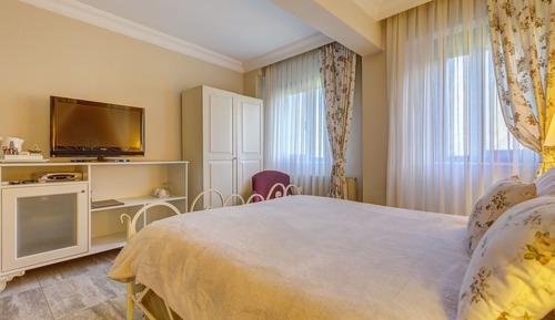 Economy Double Room, 1 Queen Bed, Non Smoking