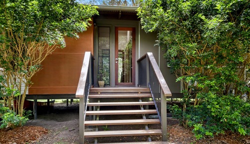 Lakehouse 2 Bedroom