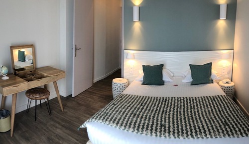 Double Room, Terrace, Pool View