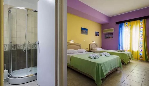 Triple Room (Front View)