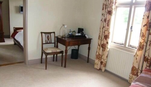 Suite, Ensuite (Goodwood)