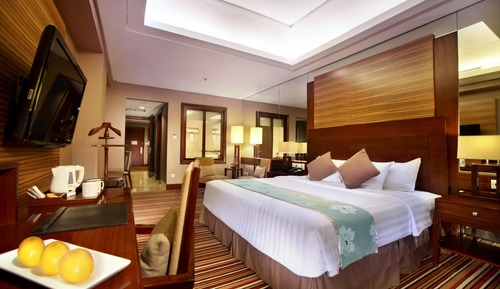 ASTON Suite