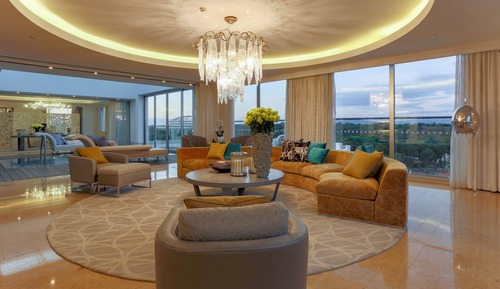 Penthouse, 1 King Bed (Infinity)