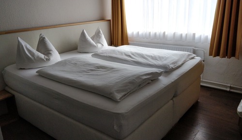 Suite, Non Smoking (Small)
