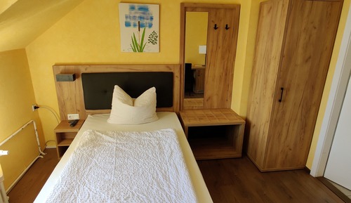 Standard Single Room, Non Smoking, Resort View