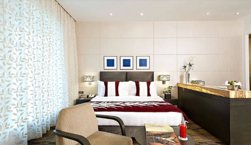 Hazel Suite