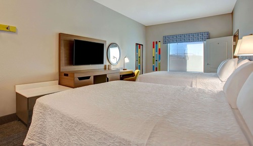 Room, 2 Queen Beds, Refrigerator & Microwave