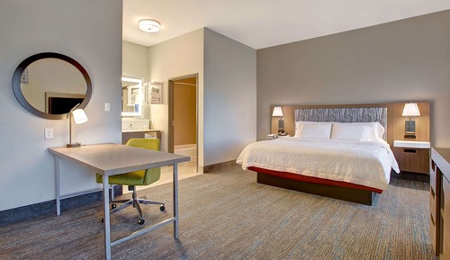 Suite, 1 King Bed, Non Smoking
