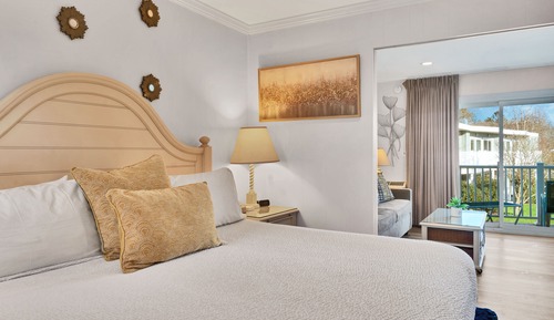 Suite, Kitchen