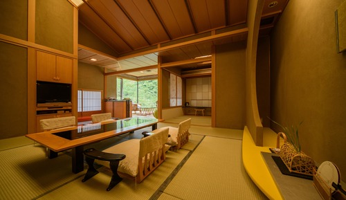 Japanese style suite