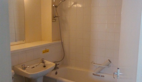 King Ensuite with Bath