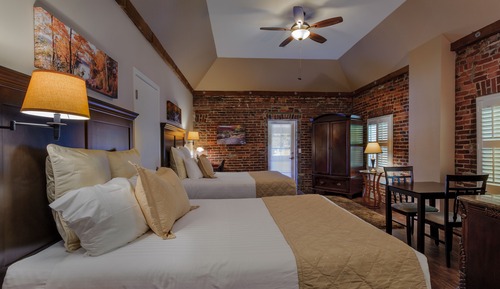 Room, 1 Queen Bed, Balcony