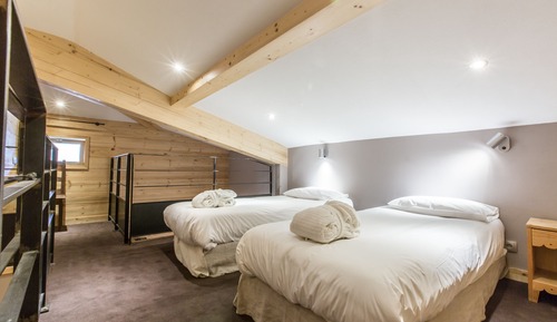 Comfort Quadruple Room, Mountain View