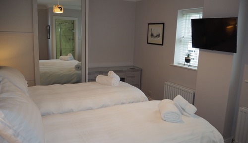 Cottage, Ensuite (Detached  Luxury)
