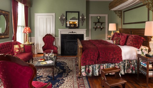 Classic Room, 1 King Bed, Private Bathroom (The Tuscarora Room)