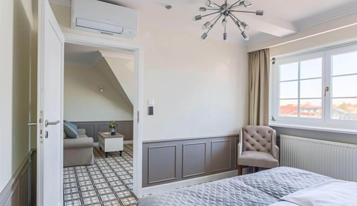 Apartment (with shower)