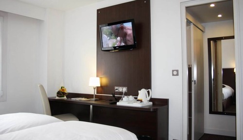 Superior Twin Room