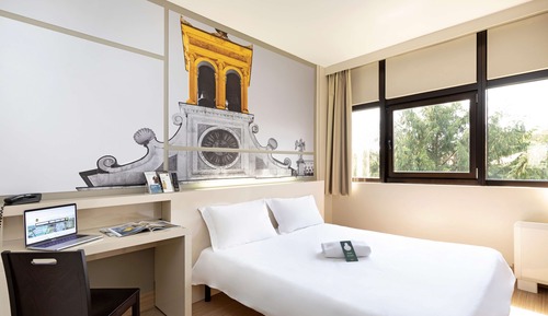Double Non-Smoking Room