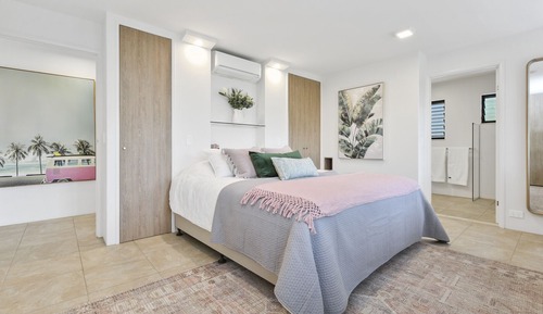Deluxe Apartment, 1 King Bed, Balcony, Ocean View
