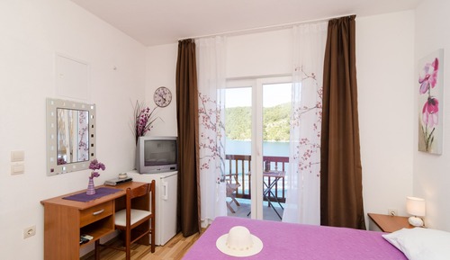 Standard Apartment, 1 Double Bed, Balcony, Sea View