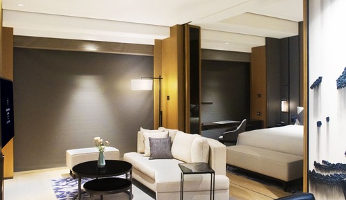 Business Room (Deluxe King)