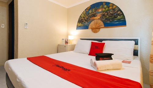 Double Room (Reddoorz)