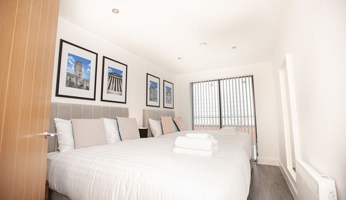City Double or Twin Room, 2 Bedrooms, City View