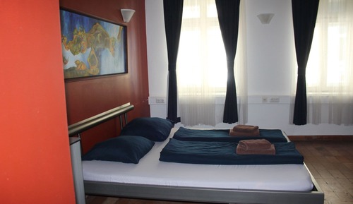 Basic Studio, 1 King Bed, Accessible